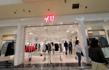 H&M
