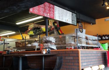 The Rolling Tomato Pizzeria