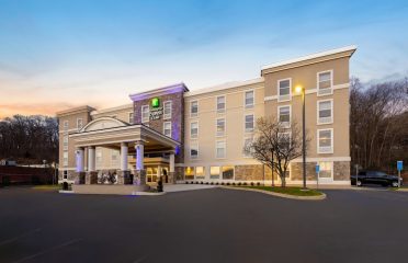 Holiday Inn Express & Suites Danbury – I-84, an IHG Hotel
