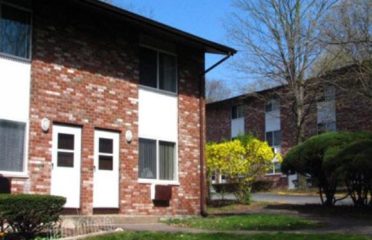 Hillside Gardens Apartments