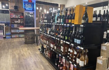 Oak Barrel Wine & Spirits