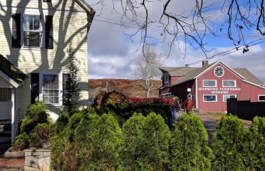 The Hopkins Inn & Restaurant