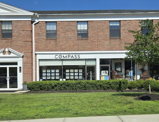 Compass Real Estate – Ridgefield