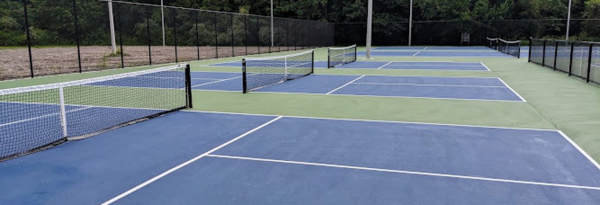 Camp Oakdale Dog Park, Pickleball, and Tennis Court Parking Lot