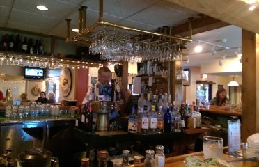 Hideaway Restaurant & Wood Fire   Pizza