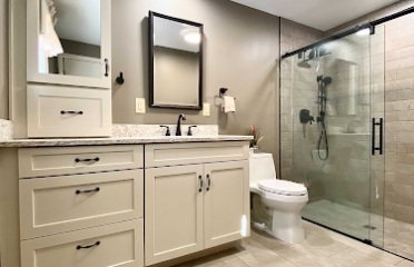 Award Kitchen & Bath