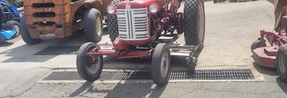 Grunder’s Farm Equipment