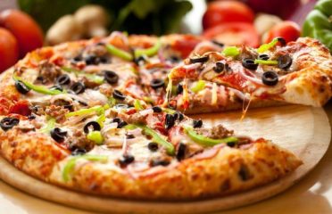 Giovanni’s Pizza Restaurant Bar & Lounge