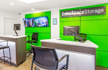 Extra Space Storage