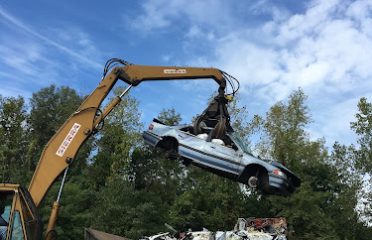 Dell’s Auto Wrecking and Scrap Metals