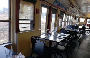 Trackside Brick Oven Pizzeria