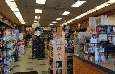Trumbull Liquor Center