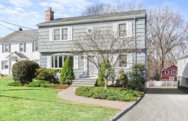Catherine Richardson, Real Estate Agent
