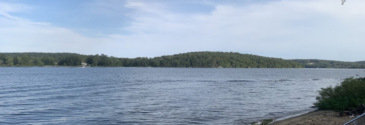 Pattaconk Yacht Club