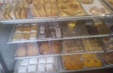 Los Cubanitos Bakery