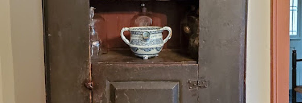 Pantry & Hearth Antiques