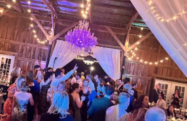 Sneek Ent DJ Services