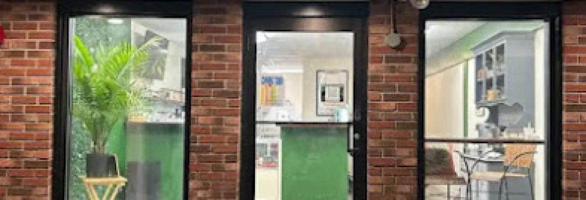 Naturaw Smoothie Bar & Cafe