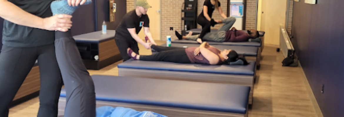 StretchLab Canton