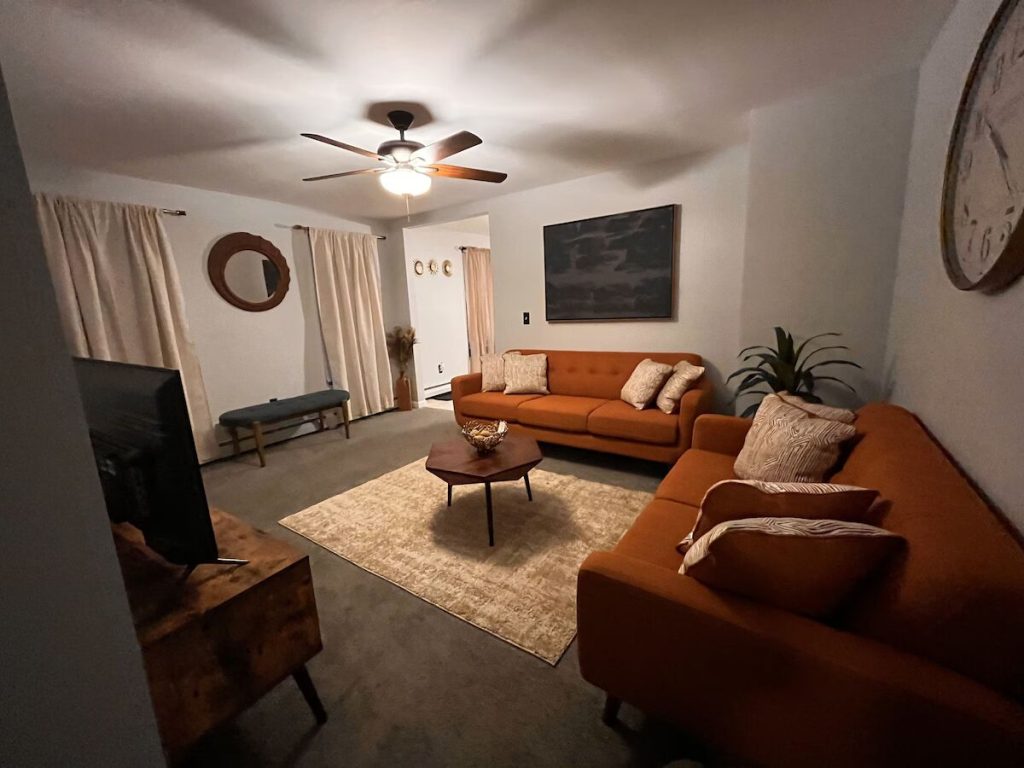 East Hartford, CT Vacation Rentals - Central Area, East Hartford CT Vacation Rental, Vacation Home Rentals In CT