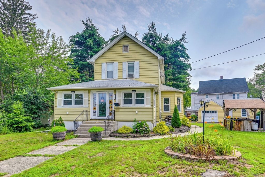 East Hartford, CT Vacation Rentals - Central Area, East Hartford CT Vacation Rental, Vacation Home Rentals In CT