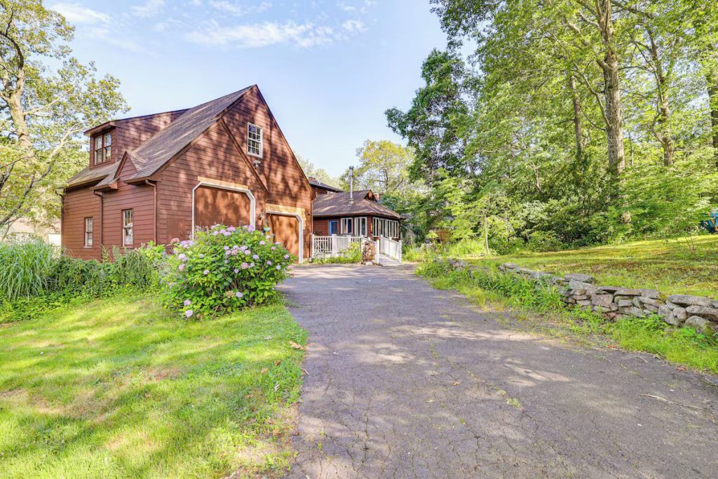 Bristol, CT Vacation Rentals - Hartford County, Bristol CT Vacation Rental, Vacation Home Rentals In CT