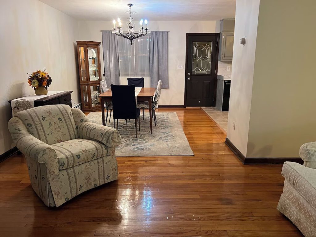 East Haven, CT Vacation Rentals - New Haven County, East Haven CT Vacation Rental, Vacation Home Rentals In CT