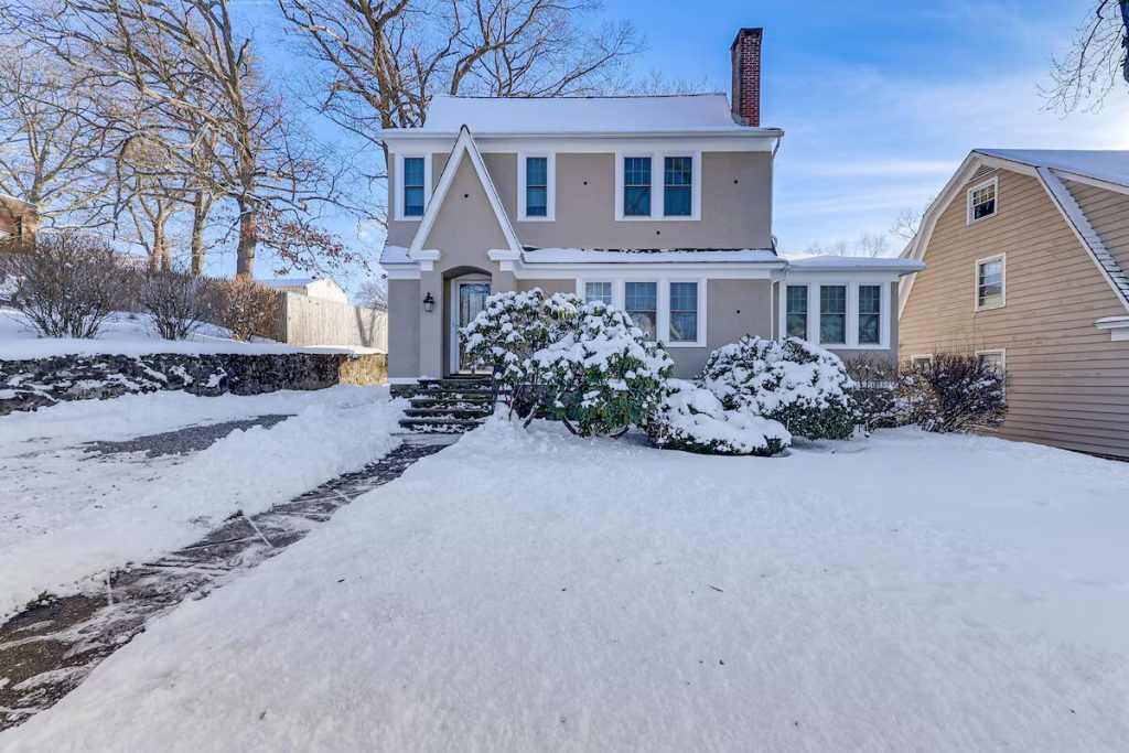 Waterbury, CT Vacation Rentals - West-Central Area, Waterbury CT Vacation Rental, Vacation Home Rentals In CT