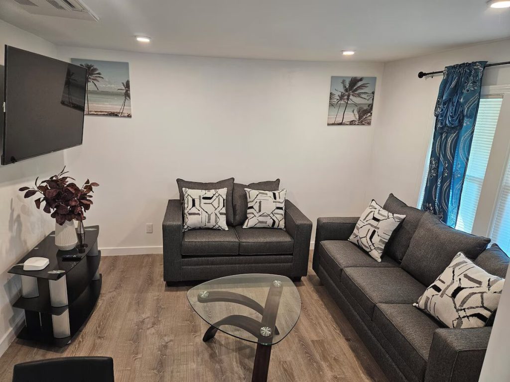 Waterbury, CT Vacation Rentals - West-Central Area, Waterbury CT Vacation Rental, Vacation Home Rentals In CT