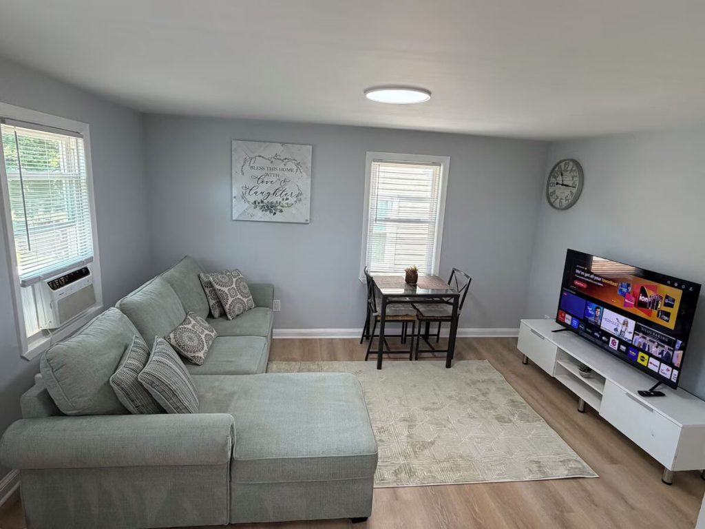 West Haven, CT Vacation Rentals - South Central Area, West Haven CT Vacation Rental, Vacation Home Rentals In CT