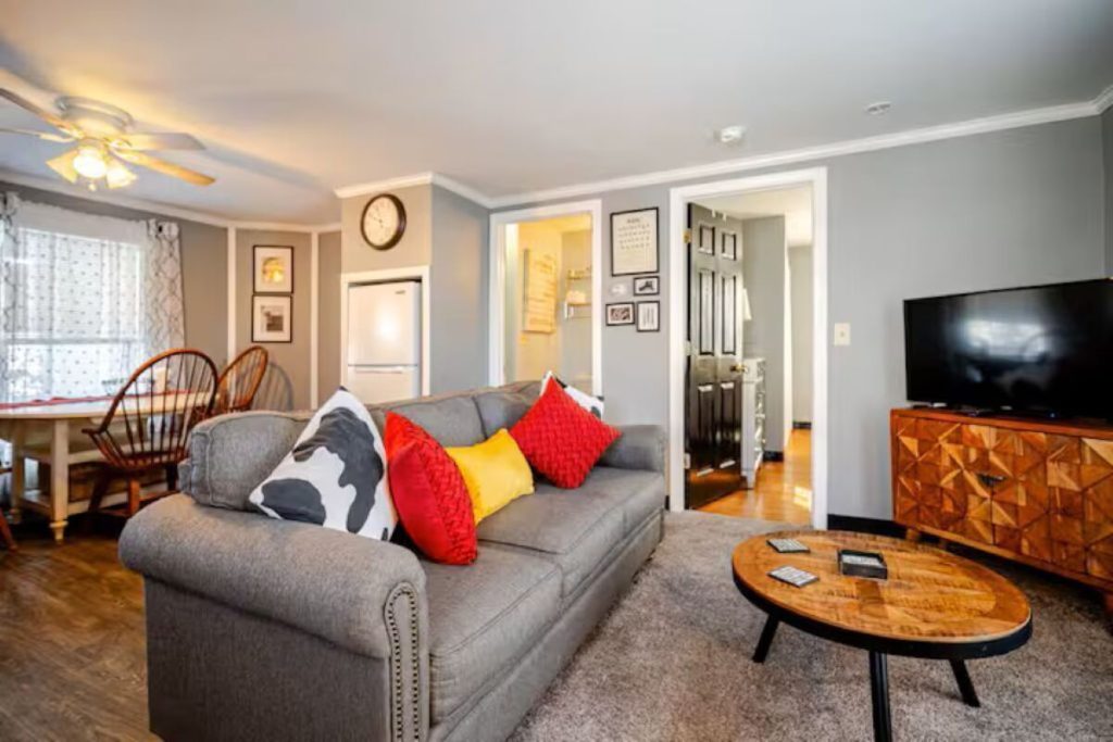 Wallingford, CT Vacation Rentals - South Central Area, Wallingford CT Vacation Rental, Vacation Home Rentals In CT